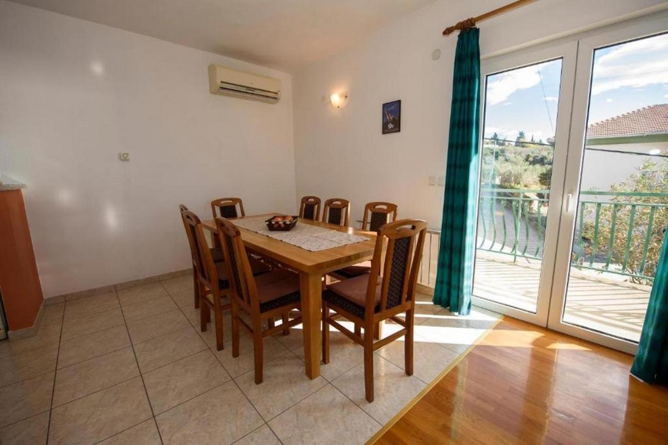 Apartments By The Sea Suhi Potok, Omis - 14555 Jesenice  Bagian luar foto